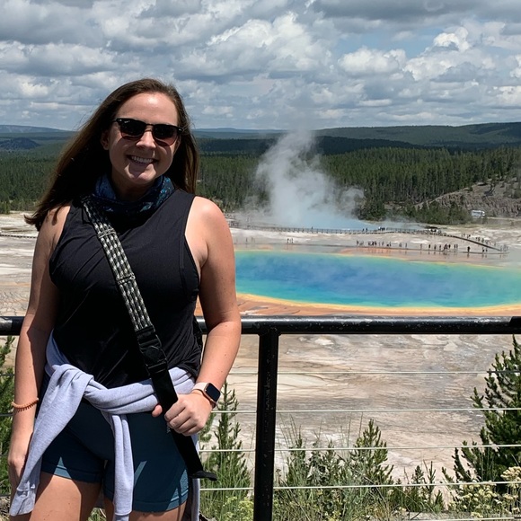 Profile Picture of Kendall Wall (@kendallwall567) on Poshmark