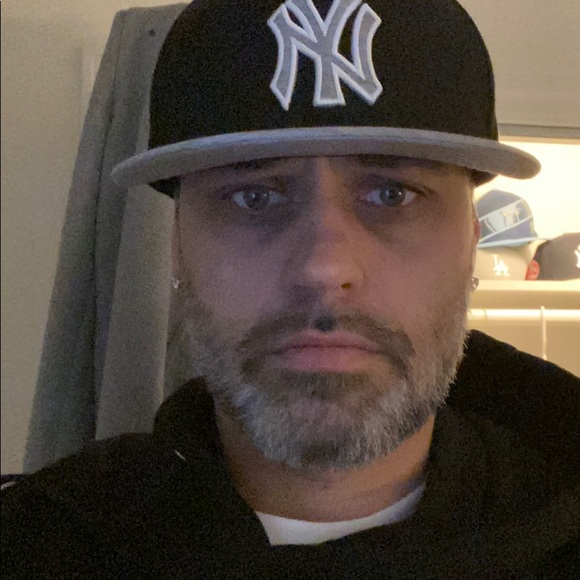 Profile Picture of Calvin Jarczynski (@cjarczynski) on Poshmark