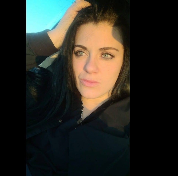 Profile Picture of Candice Wagoner (@canwag) on Poshmark