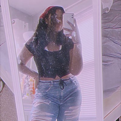 Profile Picture of Stephanie Dasilva (@StephanieS_D) on Twitter