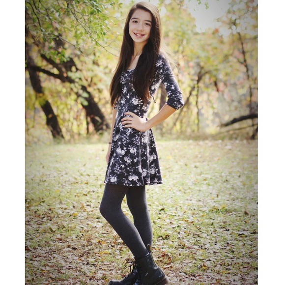 Profile Picture of Lillian Hayes (@lillianhayes9) on Poshmark