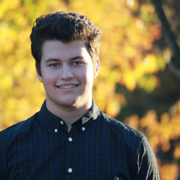 Profile Picture of Grant edward Fox (@grantfox) on Poshmark