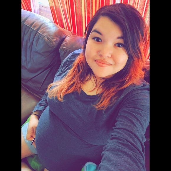 Sarah Malpass - Poshmark Profile Picture of Sarah Malpass (@nitrooo) on Poshmark