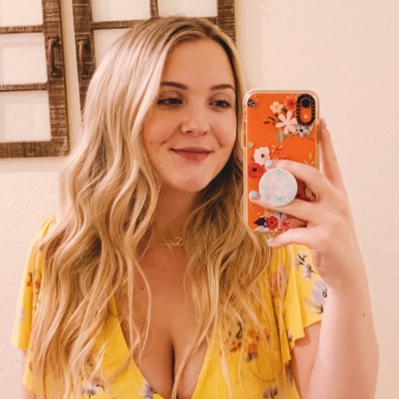 Profile Picture of Madisyn Stumbaugh (@madistumbaugh) on Poshmark