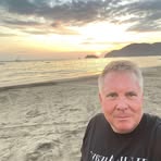 Profile Picture of James Carey (@James-Carey) on Facebook