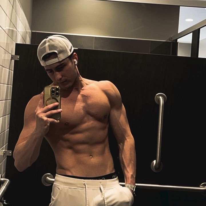 Profile Picture of austin 🃏 (@austinbuonannoo) on Tiktok