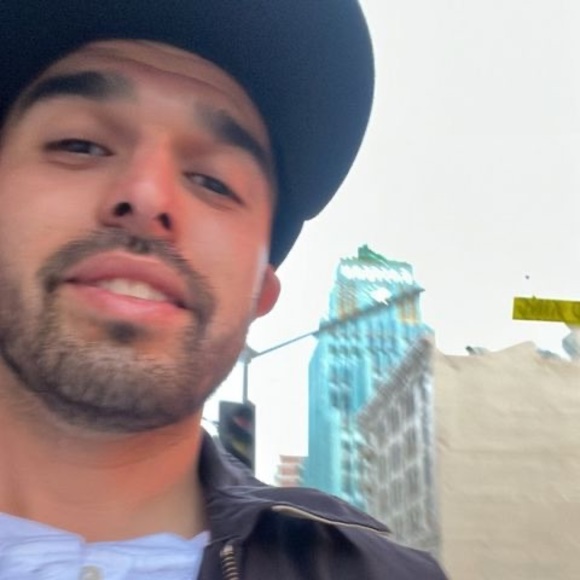 Profile Picture of Javier Morales (@morales_562) on Poshmark