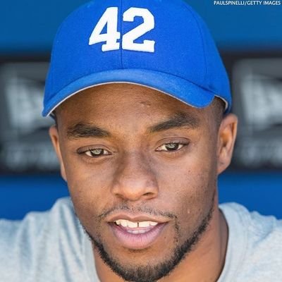 Profile Picture of Ian Acosta 💜 💛  ✊🏿 (@76ersgod2004) on Twitter