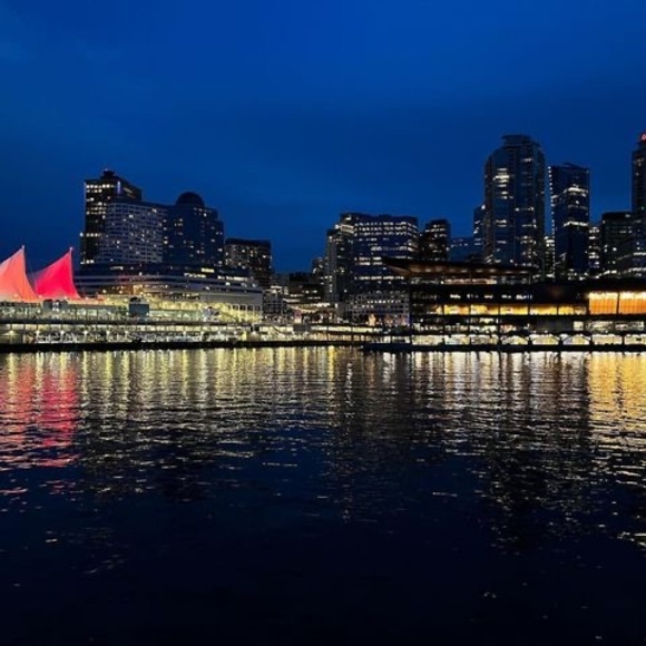 Profile Picture of Mehrdad Cyrus (@mehraudio) on Poshmark