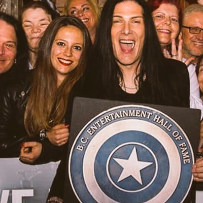 Profile Picture of Caroline MylesK.Fr (@LouNRoses) on Twitter