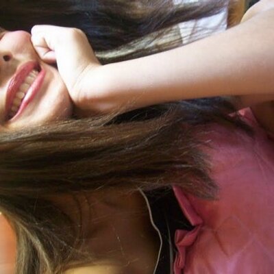 Profile Picture of Danielle Gama (@gama_danielle) on Twitter