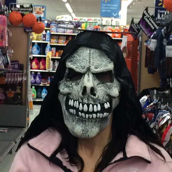 Profile Picture of Sherri Gerry (@sherrigerry) on Poshmark