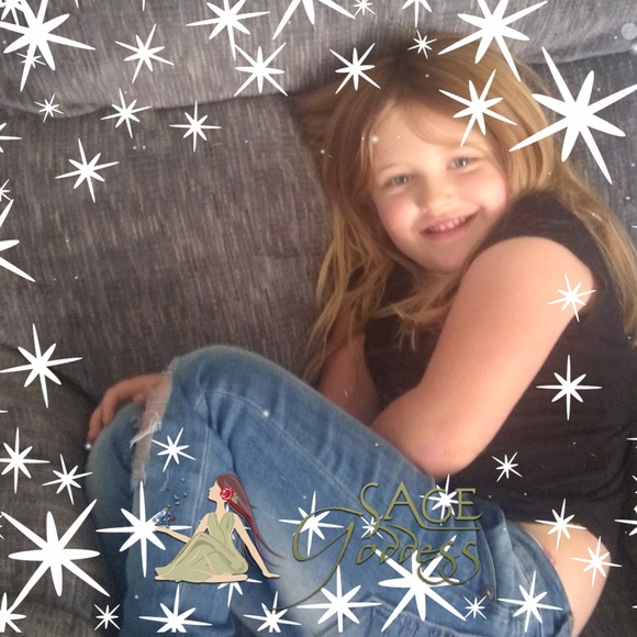 Profile Picture of Christina Basham (@cbasham0423) on Poshmark