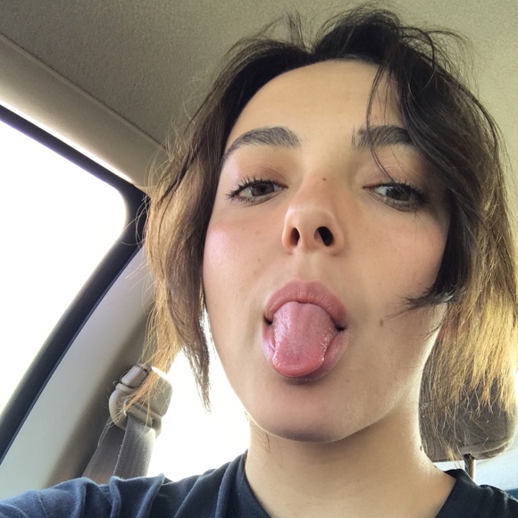 Profile Picture of Luna Brussow (@luna_brussow) on Poshmark