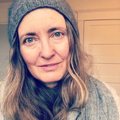 Profile Picture of Jenny Siegel (@olivejenny) on Twitter