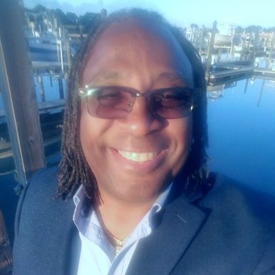 Profile Picture of Bobbe Green (@bobbe_green) on Twitter