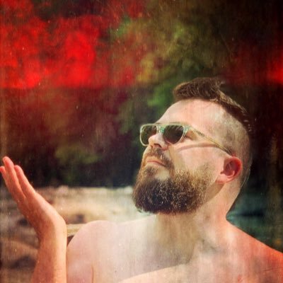 Profile Picture of Daryl Herron (@Discomposed) on Twitter