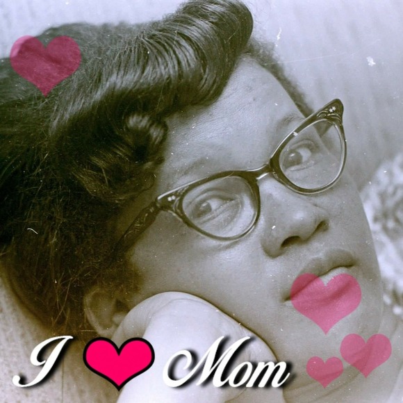 Profile Picture of Natalie Robertson-privott (@natalierobertso) on Poshmark