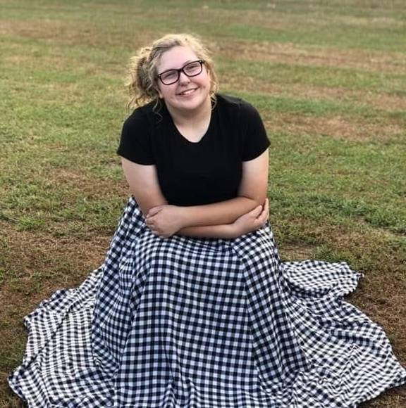 Profile Picture of Bennymistie Smith (@livelifesmith) on Poshmark
