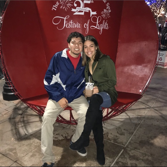 Profile Picture of David Brambila (@_davidbrambila) on Poshmark