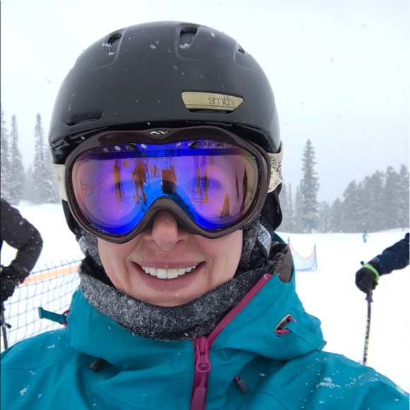 Profile Picture of Brittany Capstick (@bcapstick) on Poshmark