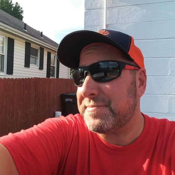 Profile Picture of Beau Stegmaier (@beaustegmaier) on Poshmark
