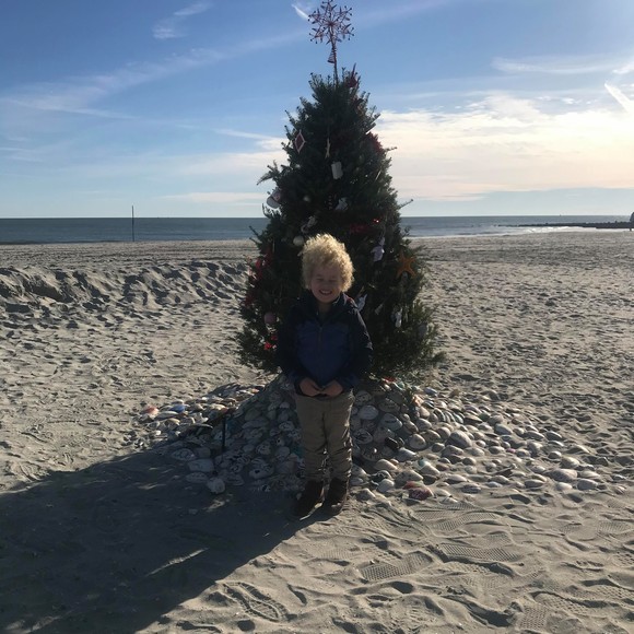 Profile Picture of Ashley Archambo (@therealdeala1) on Poshmark