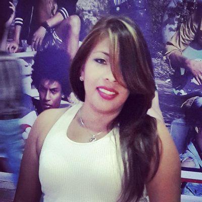 Profile Picture of Kris L. Barrios A (@Krislizall) on Twitter