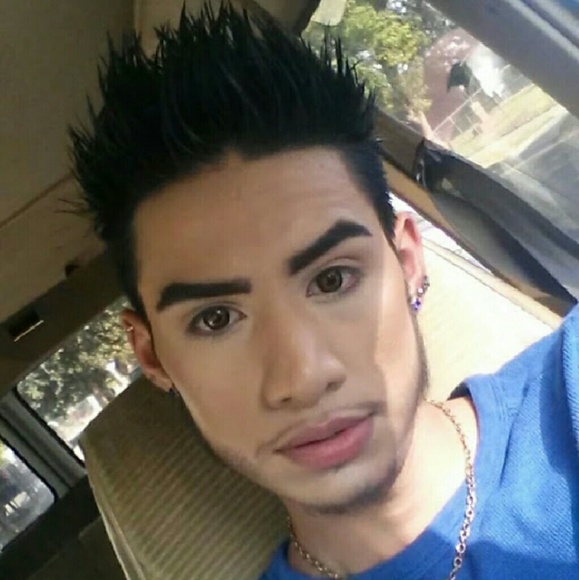 Profile Picture of Angel Mike (@angel101silva) on Poshmark