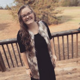 Profile Picture of Danielle Dobbs (@danielledobbs59) on Pinterest