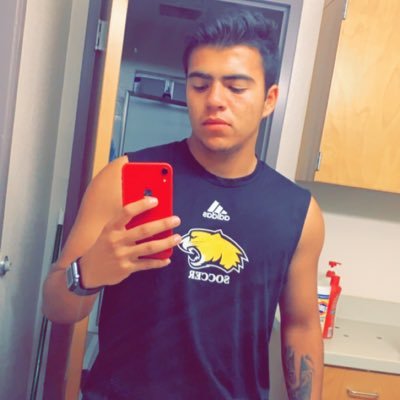 Profile Picture of Irvin Gonzalez (@Irvin9gonzalez) on Twitter