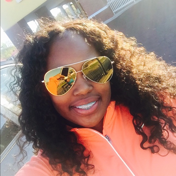Profile Picture of Takiaya Wilson (@takiayawilson) on Poshmark