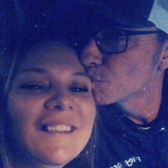 Profile Picture of Mandy n chris Skipper (@mmerritt353) on Poshmark