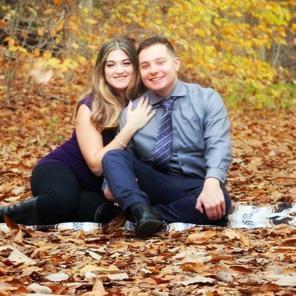 Profile Picture of Alyssa Nezbeth (@allygn15) on Poshmark