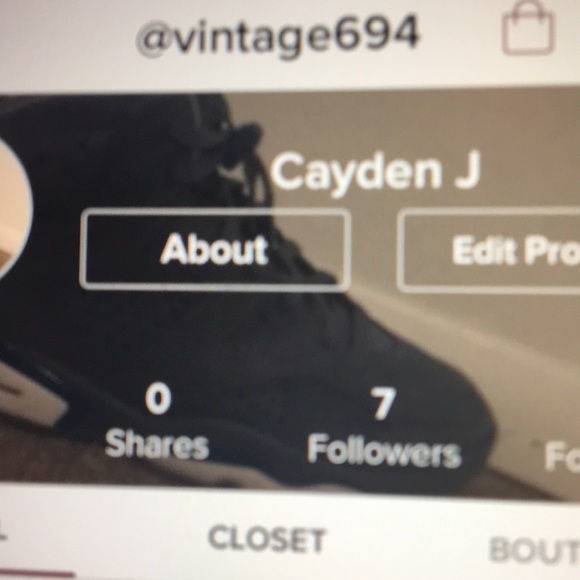 Profile Picture of Joseph Russo (@vintage_69) on Poshmark