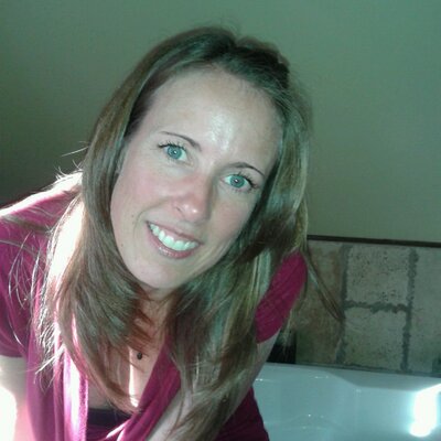 Profile Picture of Nancy Cloutier (@ncloutier910) on Twitter