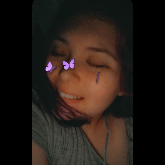 Profile Picture of Jillian Wheeler (@jillian_wheeler) on Poshmark