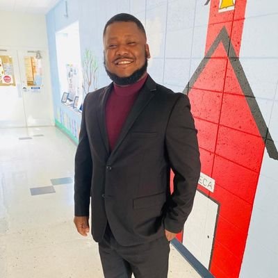 Profile Picture of Magistrat Jacques Williams (@EvansFrancois2) on Twitter