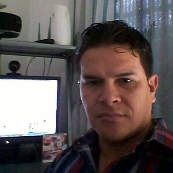 Profile Picture of Ordener Perez palma (@ordenerperez28) on Poshmark