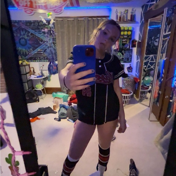 Profile Picture of Megan Ranck (@meganranck) on Poshmark