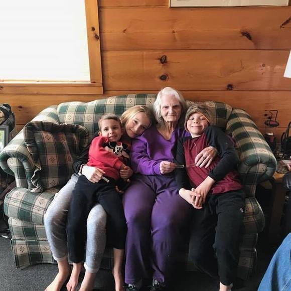 Profile Picture of Kathy Codling (@vtkat) on Poshmark