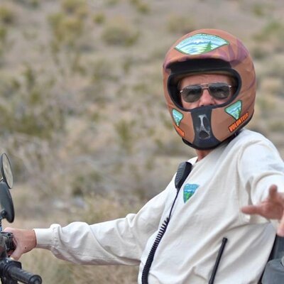 Profile Picture of Larry Enos (@LarGizMo) on Twitter