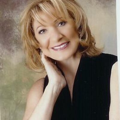 Profile Picture of Monique Nelson (@safetyguide) on Twitter