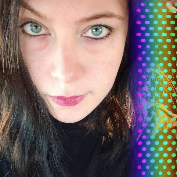 Profile Picture of Allyson Mcpoland (@amcpoland) on Poshmark