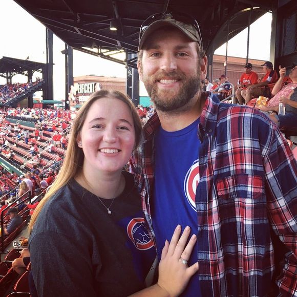 Profile Picture of Alison Oakes (@aoakes95) on Poshmark