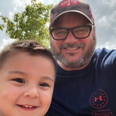 Profile Picture of Joseph Eberhardt (@jojocunningham) on Twitter