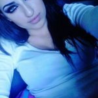 Profile Picture of Lila Roberts (@Courtneyh4825) on Twitter