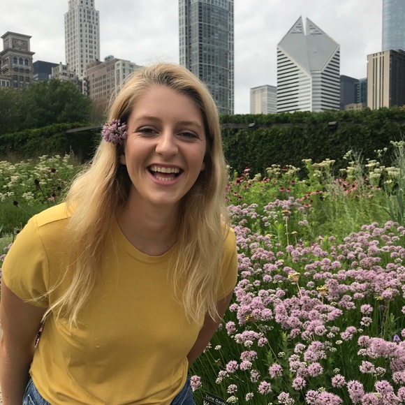 Profile Picture of Jillian Osborne (@jsosbo02) on Poshmark