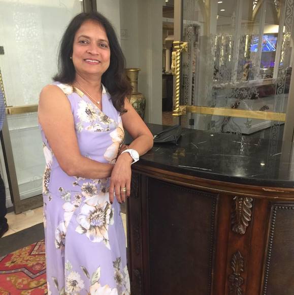 Profile Picture of Jayshree Patel (@jjjrrr42) on Poshmark