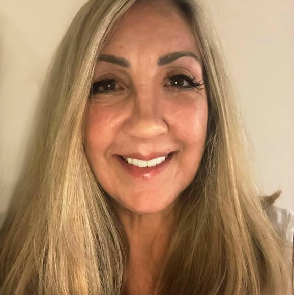 Profile Picture of Connie Wildasinn (@conniewildasinn) on Poshmark